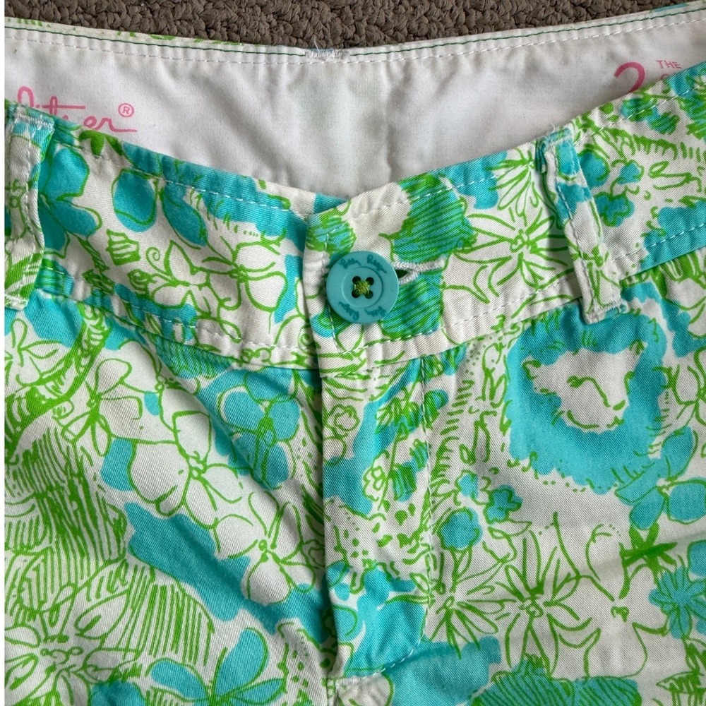 Lilly Pulitzer The Callahan Short Bright Floral Print Button Fly Women's Size 2 - Picture 3 of 5